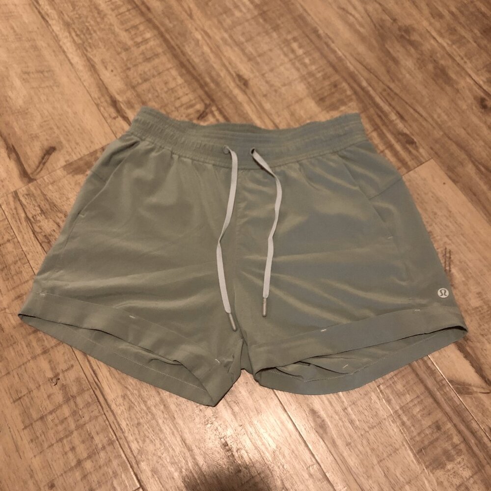 LuluLemon Unisex mint green athletic shorts